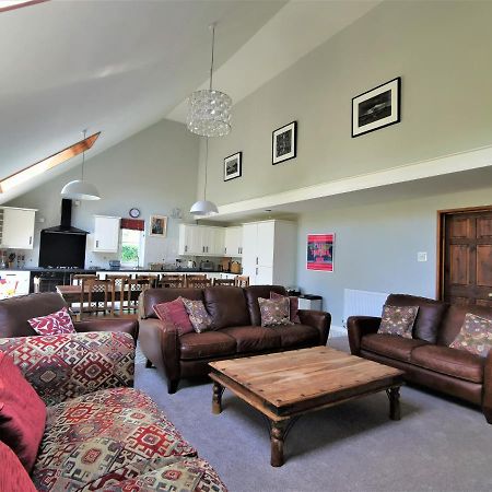 Wellstone Cottages - Coach House Llanfyrnach Extérieur photo