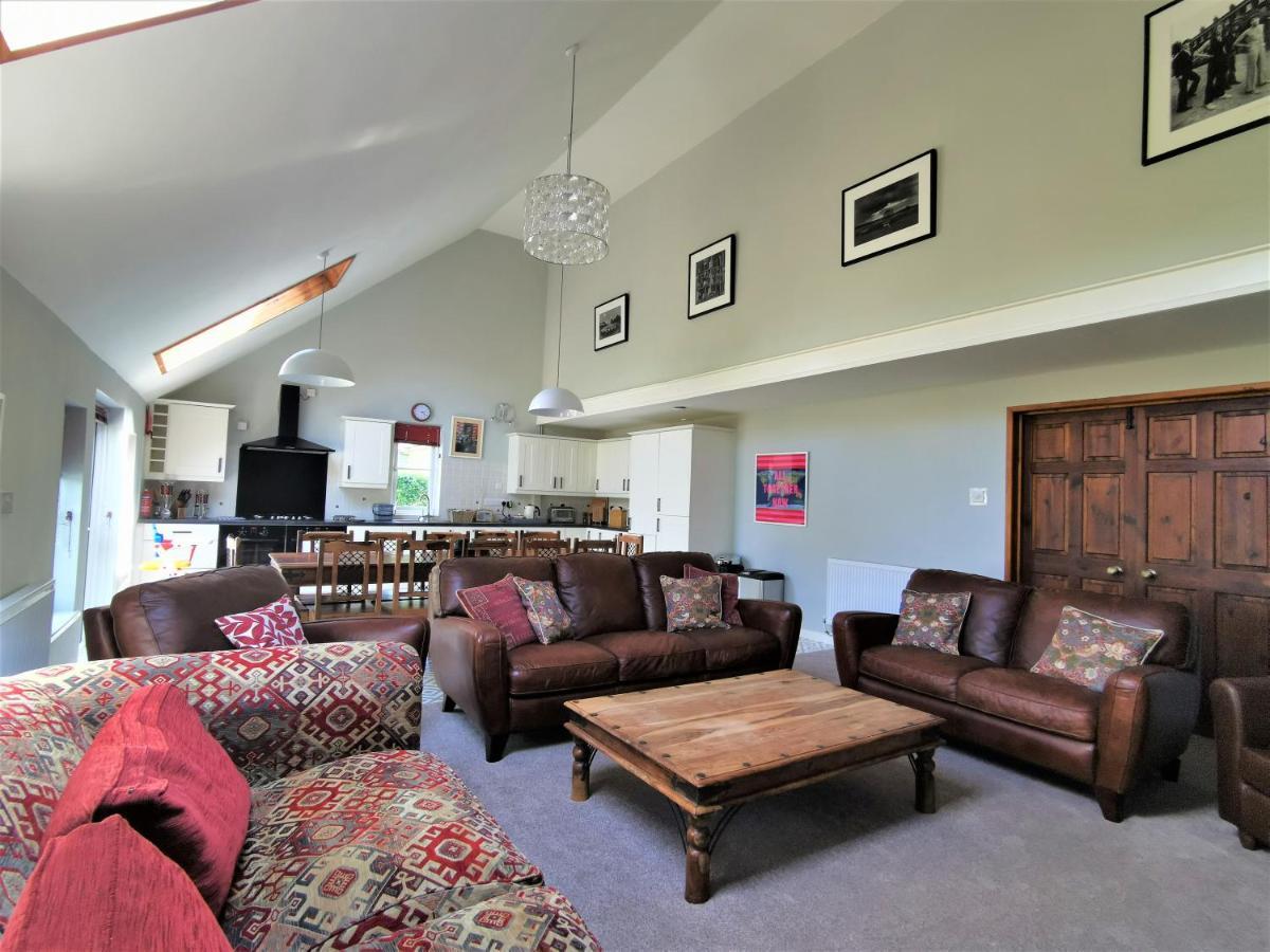 Wellstone Cottages - Coach House Llanfyrnach Extérieur photo