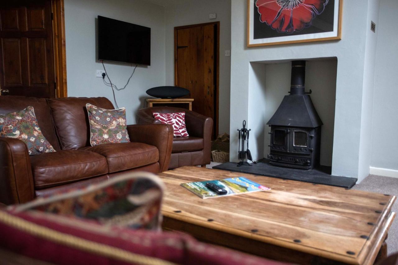 Wellstone Cottages - Coach House Llanfyrnach Extérieur photo